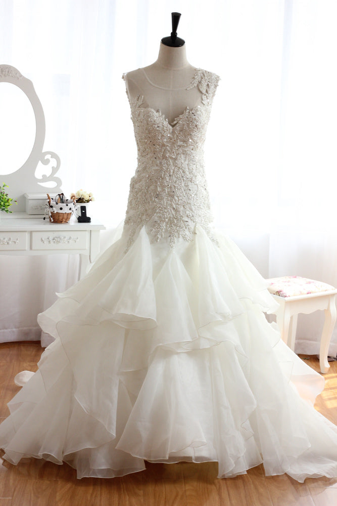 lace wedding dress