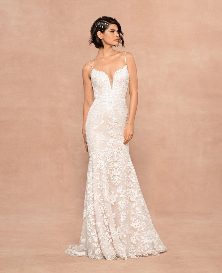 lace wedding dress