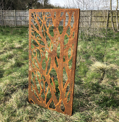 Rustic Steel Garden Screen Feature with Tree & Squirrel Design