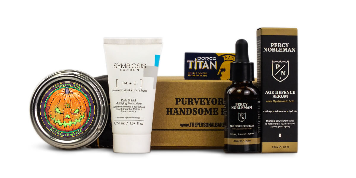 Complete selection in the OctoberNov22 shaving kit featuring shaving soap, moisturiser, men's face serum and 10 Razorblades