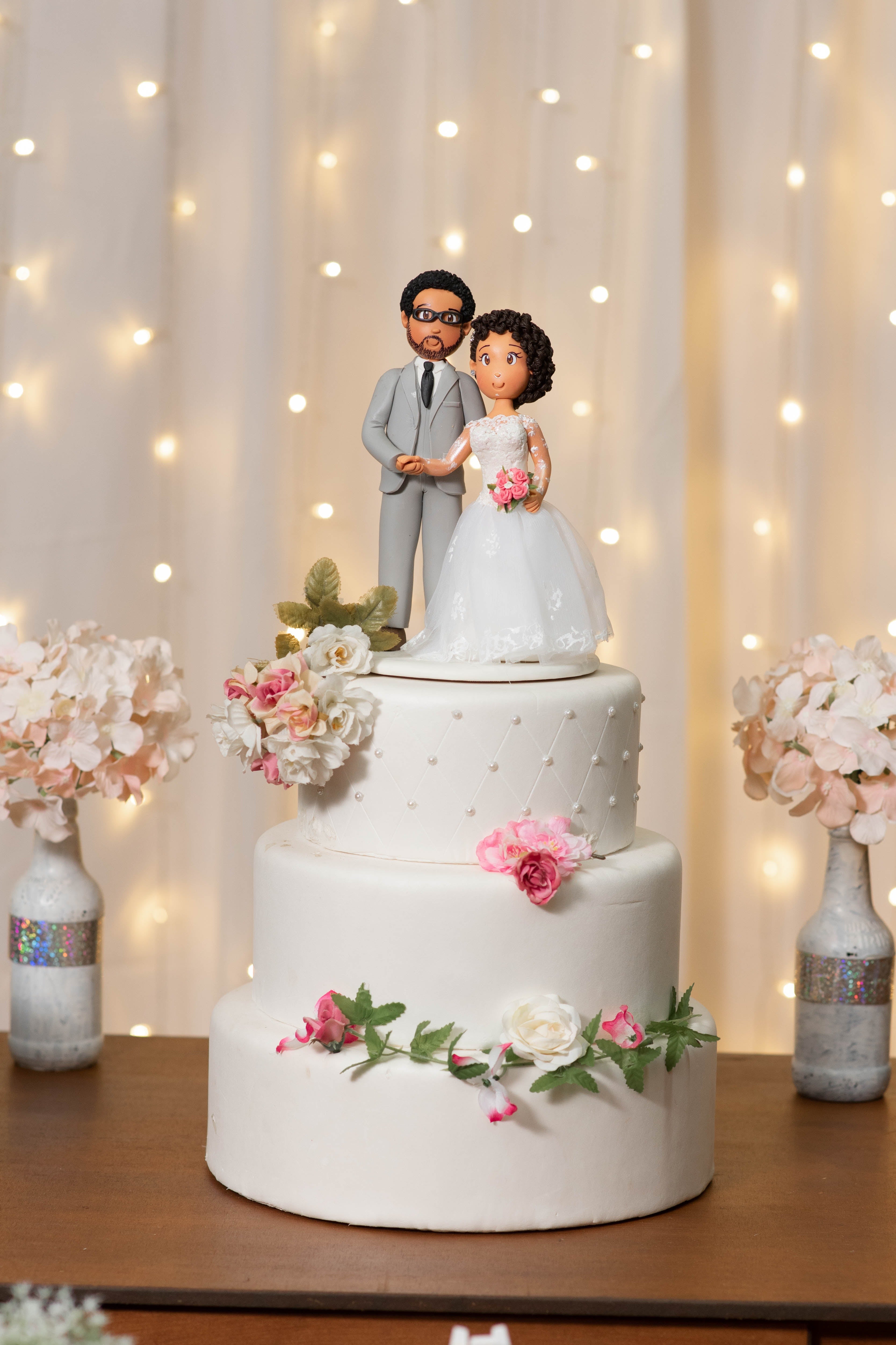 Custom cake toppers for Weddings