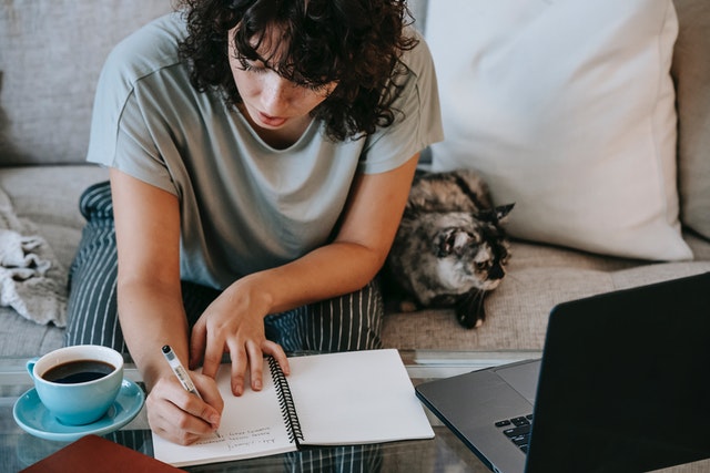 Writing about your pet can be a therapeutic way to deal with pet loss.