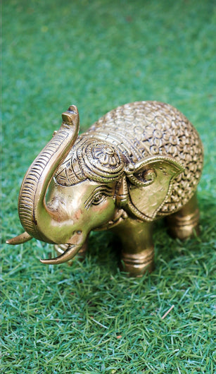 Placing an elephant figurine at your home
