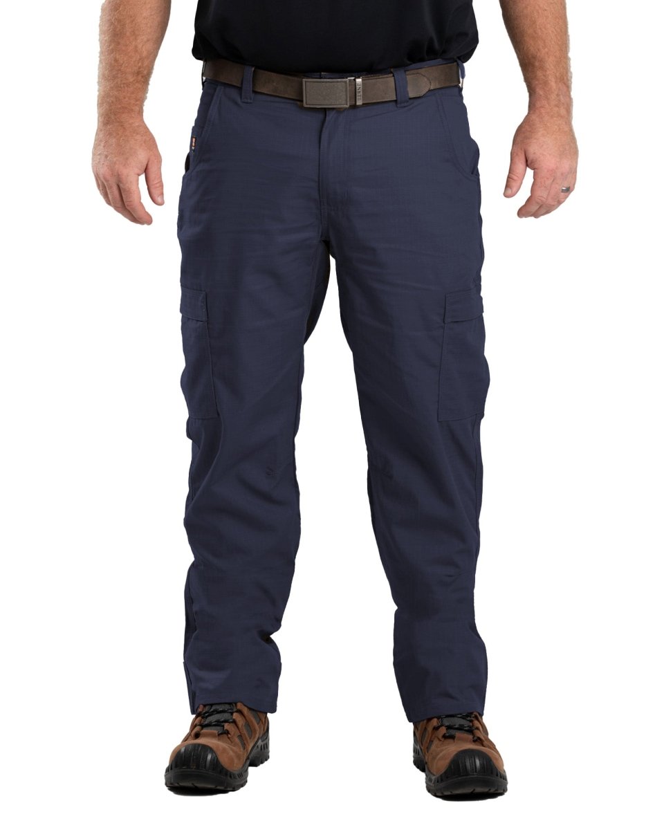 Berne Men's Mid-Rise Ripstop Cargo Pants with Concealed Weapon Pockets at  Tractor Supply Co.