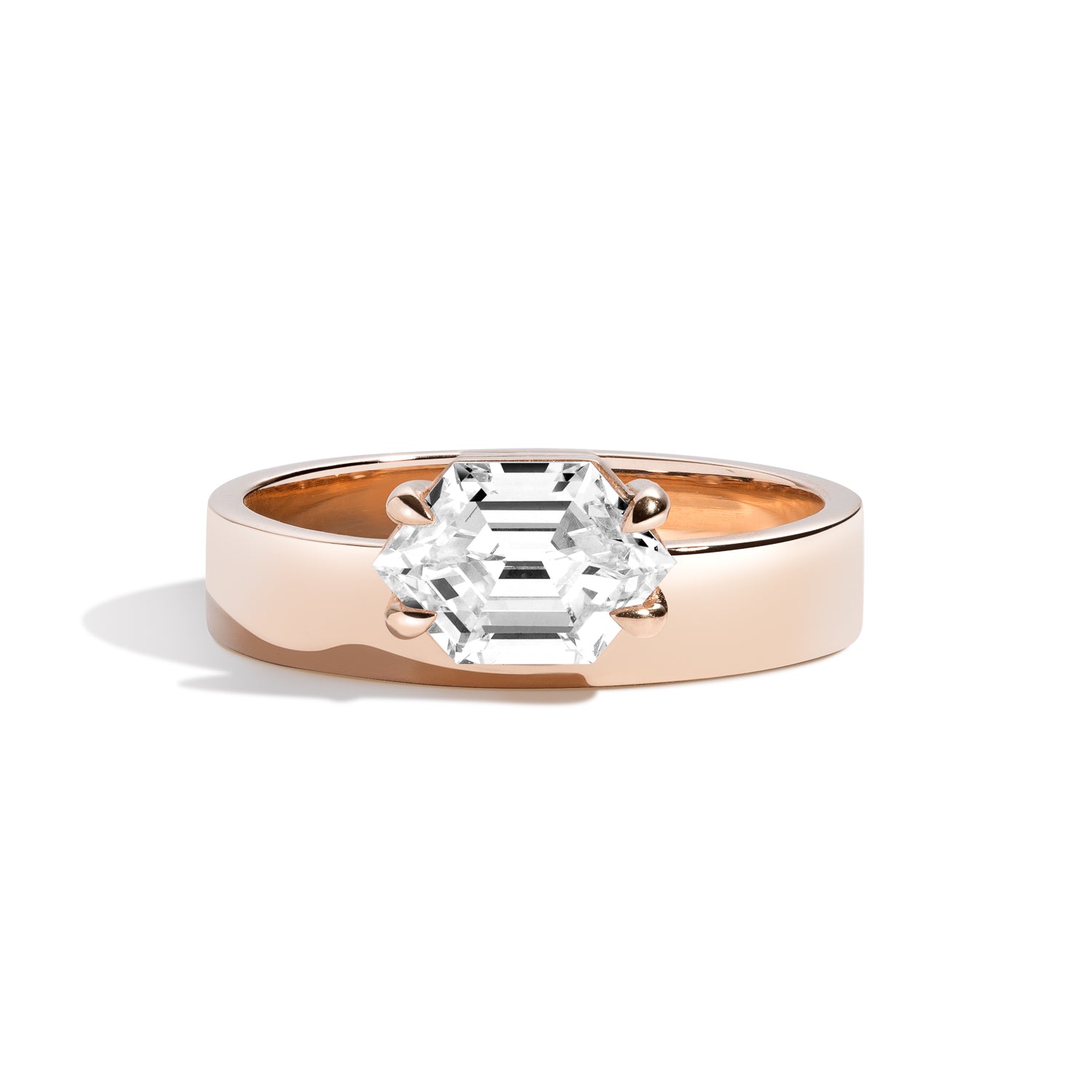 de Boulle High Jewelry Collection East-West Ring