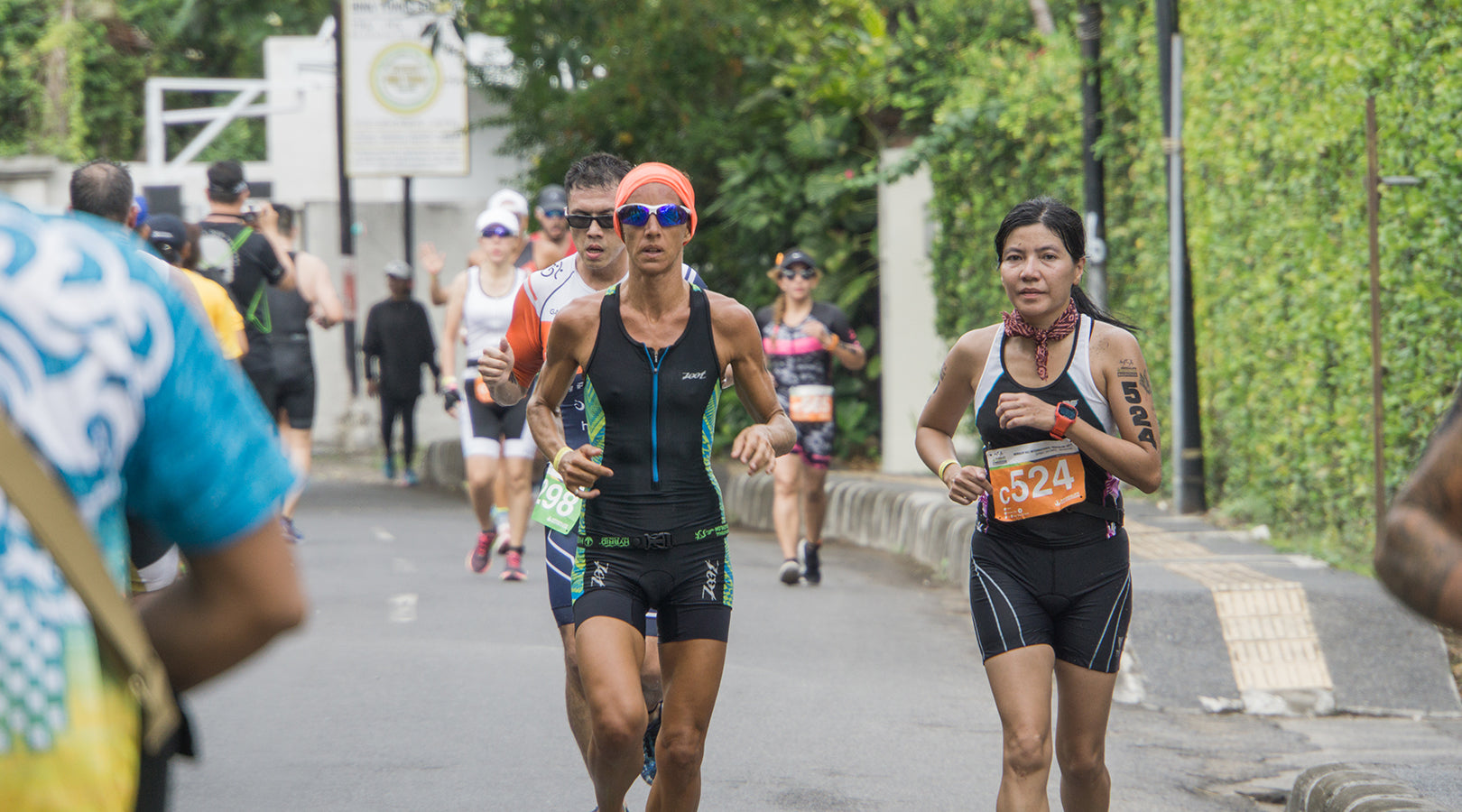 <img src="//cdn.shopify.com/s/files/1/1357/7609/files/11.jpg?v=1508483933" alt="temple project bali internationl triathlon 2017" />