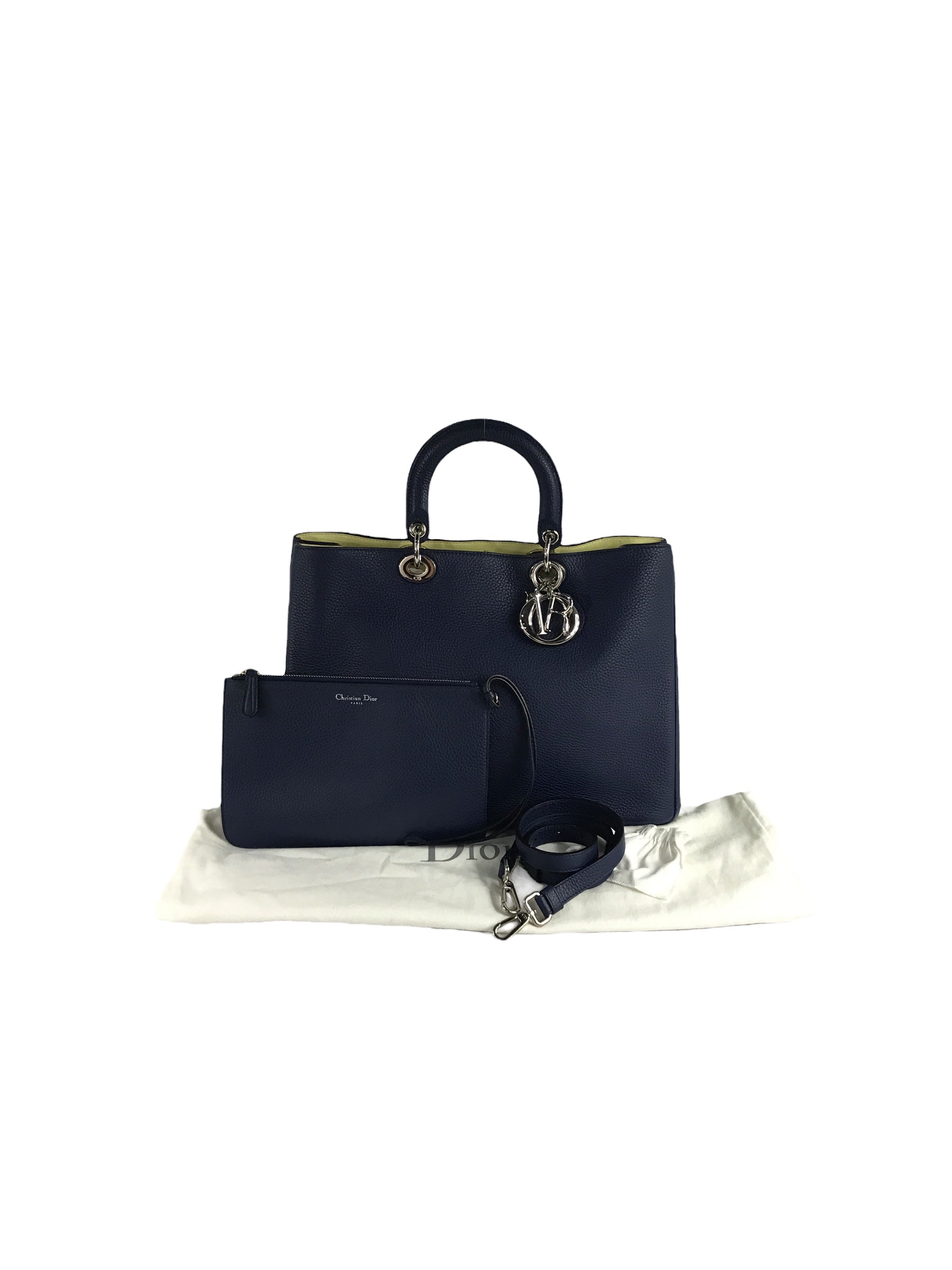 Louis Vuitton Capucines BB Python & Navy Taurillon Leather Handbag Auction  (0002-2555320)