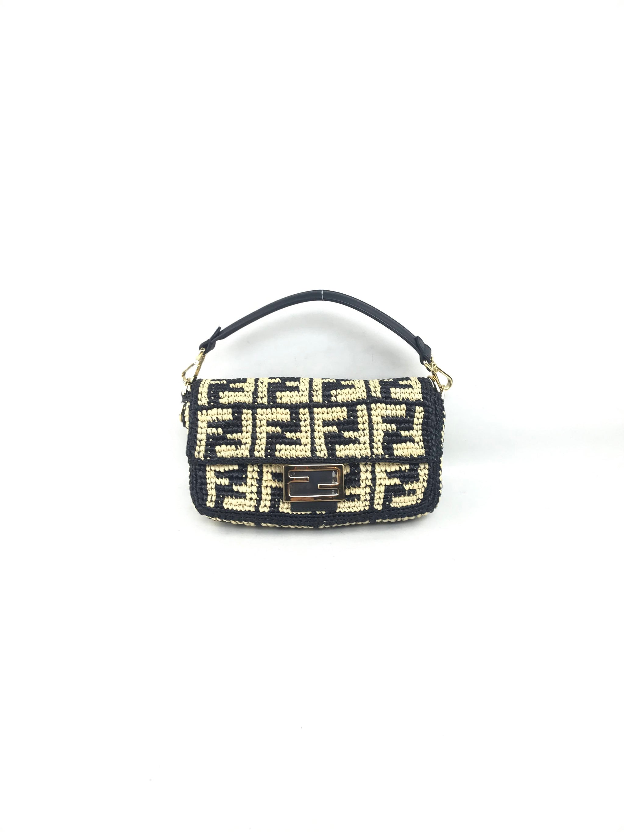 fendi raffia baguette