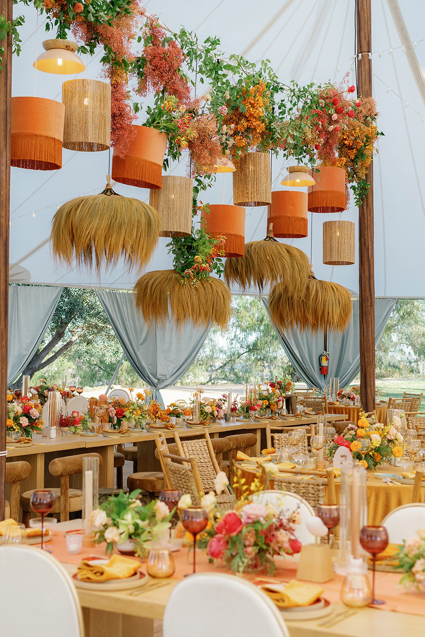 Hanging table flower installation