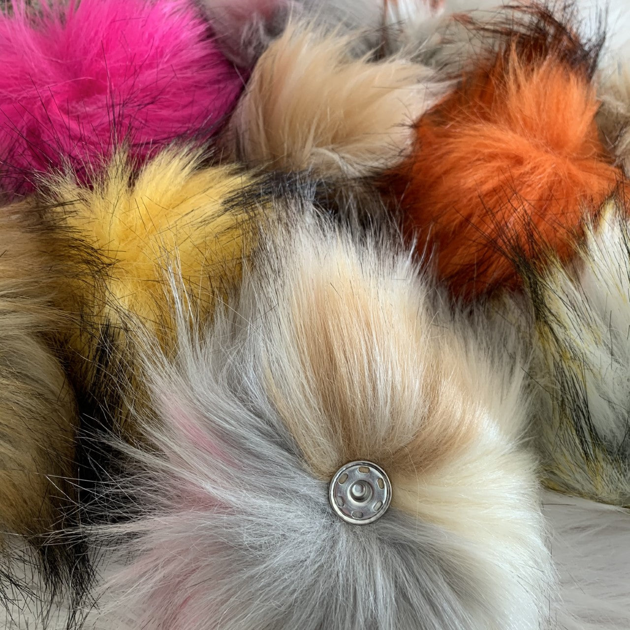 Extra Faux Fur Pom Poms with Snap – Knitters Yarn Shop