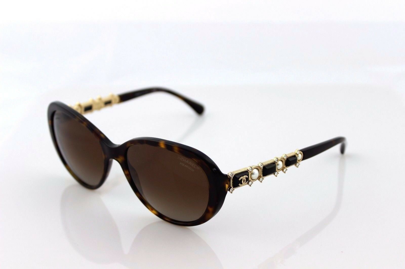 Chanel Imans Genius Tip for Pulling Off Geometric Sunglasses