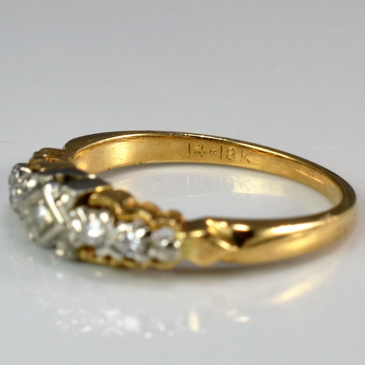 Vintage Diamond Ring | 0.05 ctw, SZ 4 |