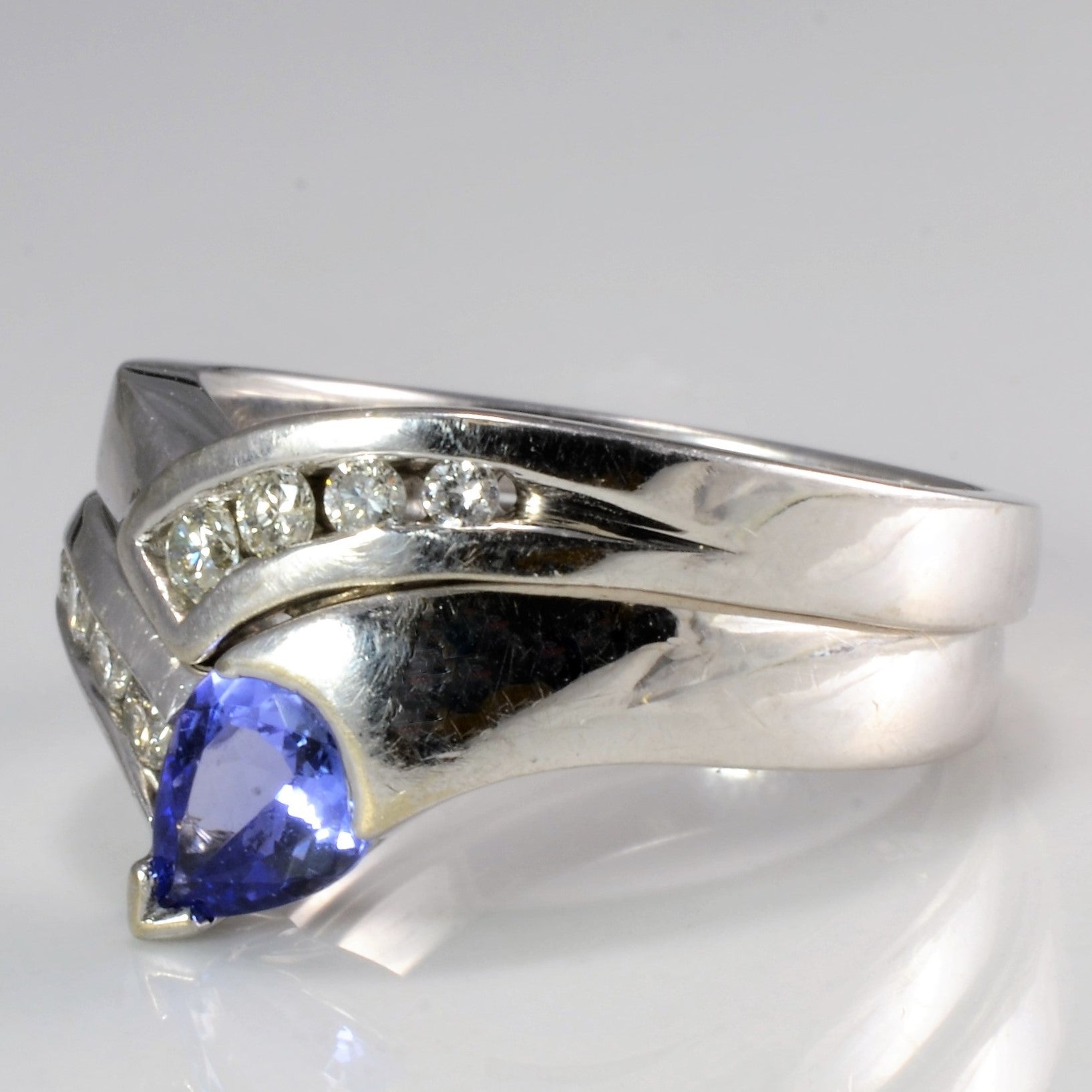 Chevron Tanzanite & Channel Diamond Wedding Ring Set 0