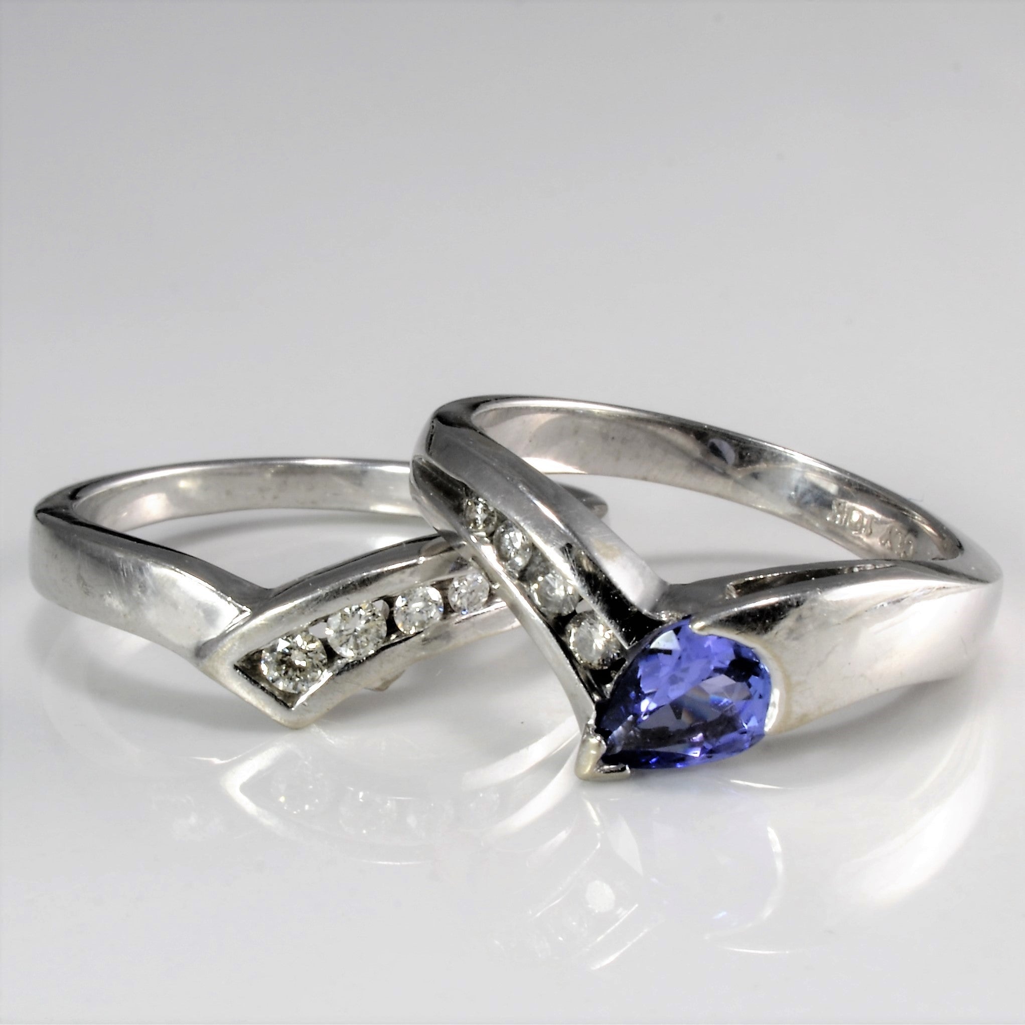 Chevron Tanzanite & Channel Diamond Wedding Ring Set 0