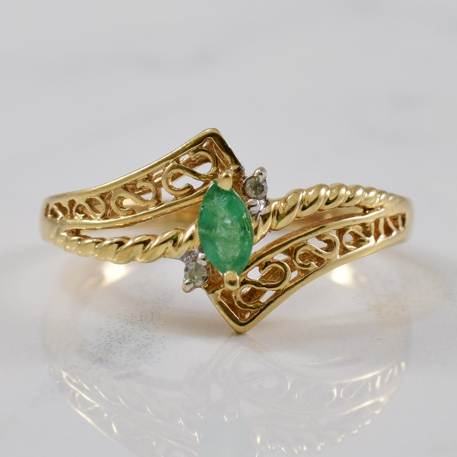 Emerald & Diamond Twist Bypass Ring | 0.11ct, 0.01ctw | SZ 6.25 |