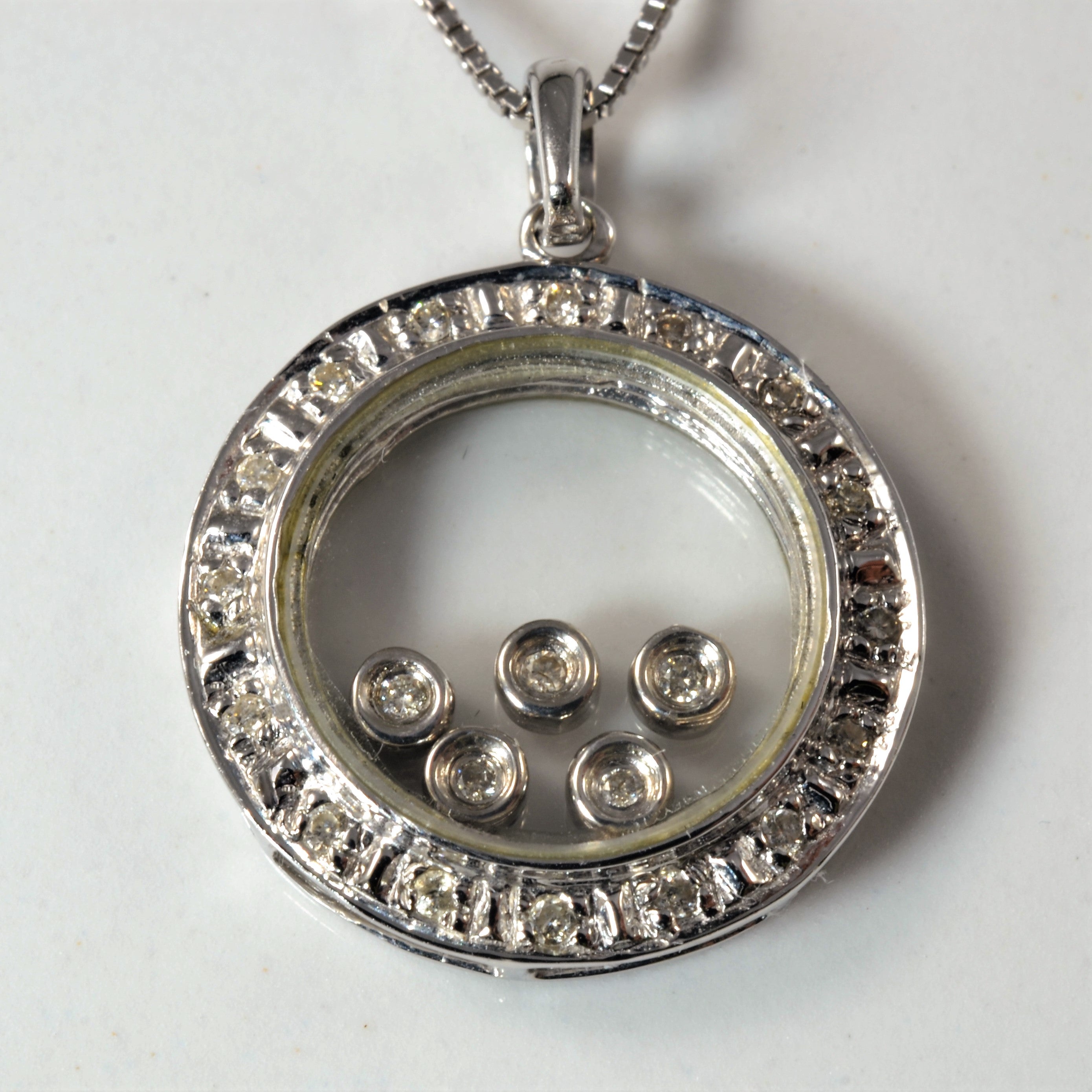 Floating Diamond Necklace | 0.15ctw | 16" |
