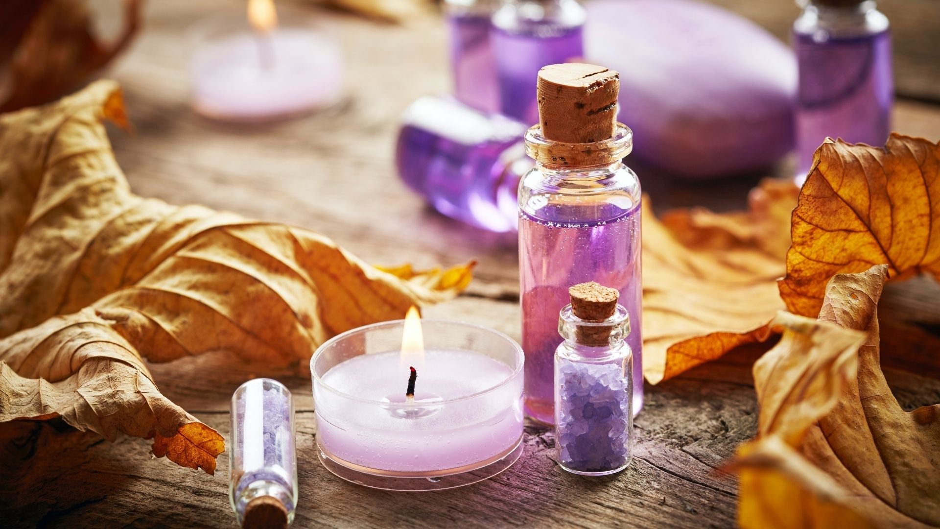 Aromatherapy is fantastic for the body and mind, but essential oils can also be used around the house to create a tremendous smelling space.