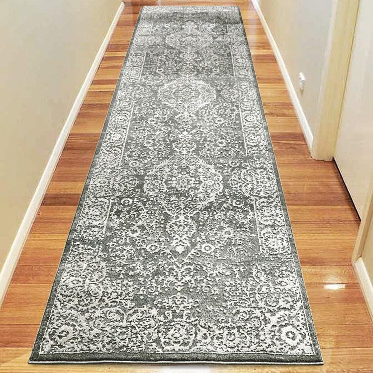 Celestial Center L.Grey Runner Rug