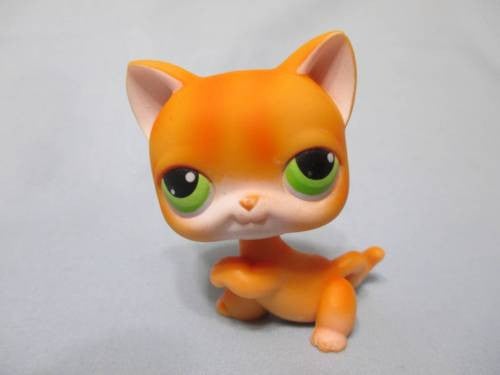 LIKE NEW Littlest Pet Shop 11 Cat Tabby Shorthair Cat Kitty Paw Up Green Eyes Orange Yellow Authentic Lps Feb27npo15