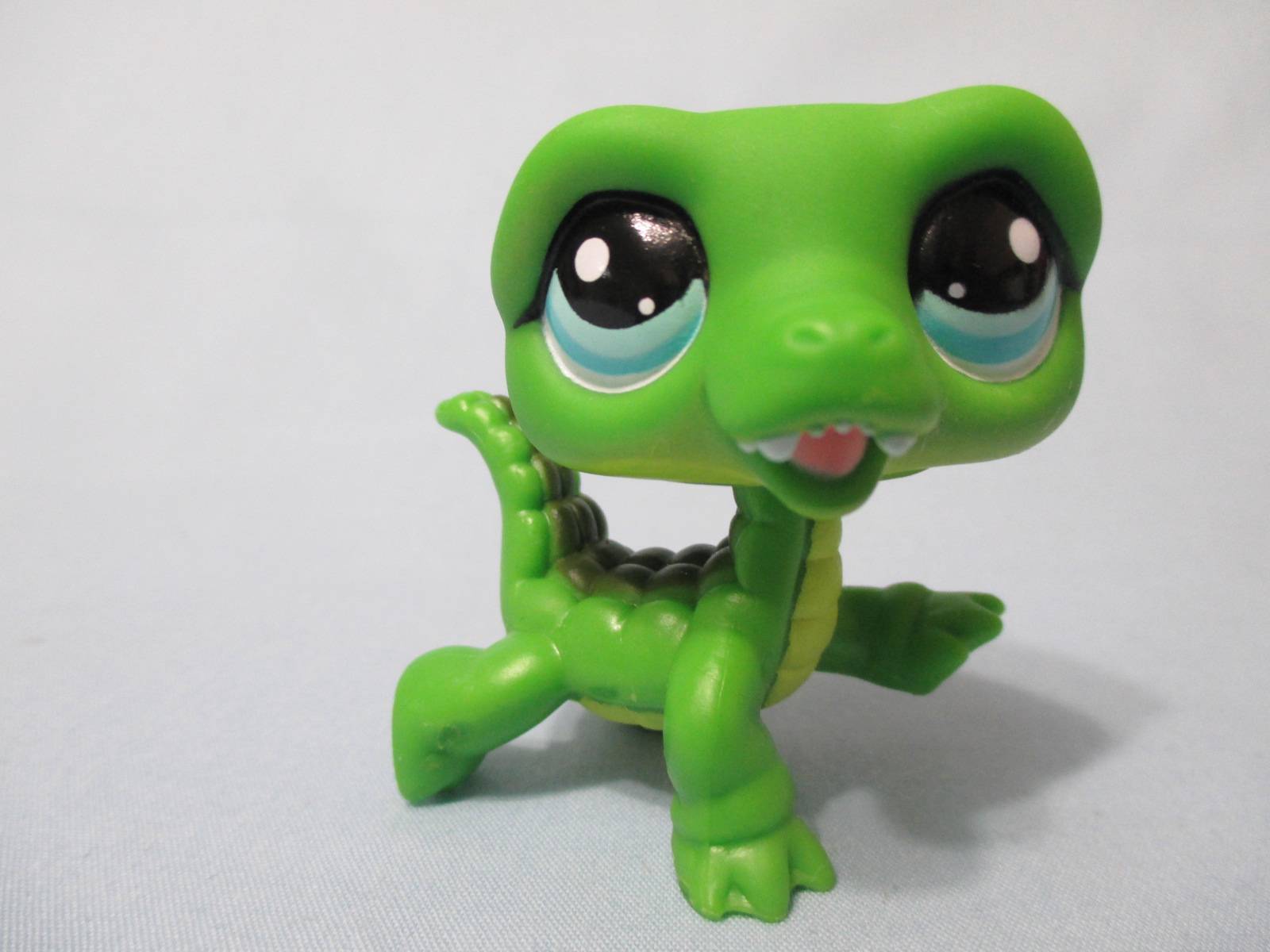 littlest pet shop crocodile