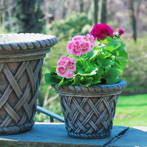 https://www.thegardengates.com/collections/table-top-cast-stone-planters/products/campania-international-english-weave-small-planter?_pos=2&_fid=55ad8fcda&_ss=c