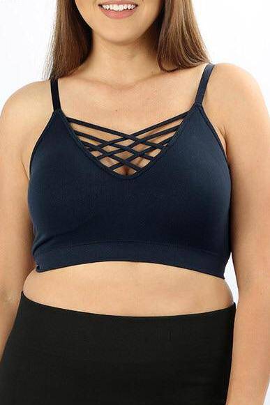 SEAMLESS TRIPLE CRISS-CROSS FRONT BRALETTE WITH REMOVABLE BRA PADS