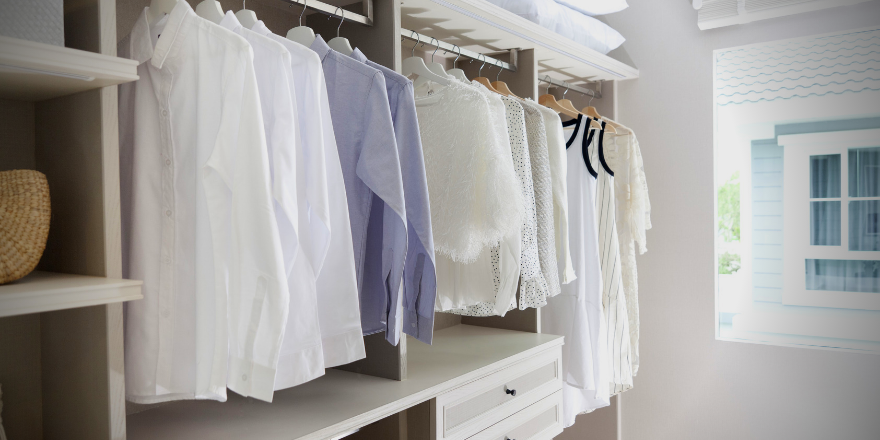 Best Hangers For Your Closet 