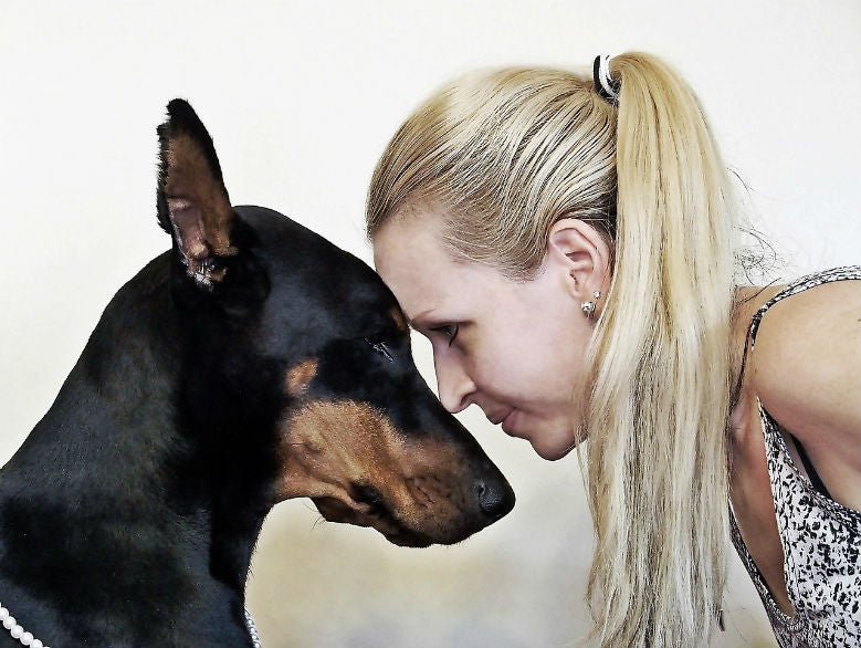 doberman-with-woman