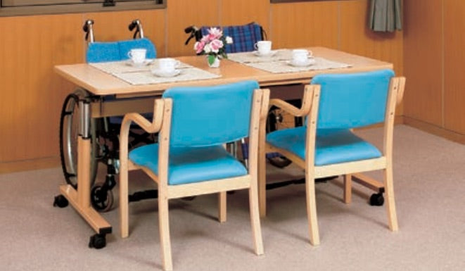 日本製摺疊昇降桌 - 無障礙設計院舍日間中心適用 | 樂齡傢具 | 日本 | HOHOLIFE好好生活