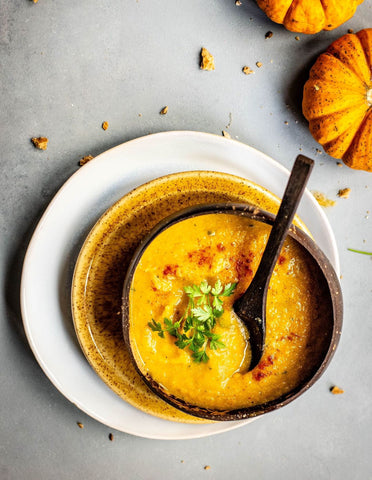 Image of pumpkin coconut milk curry for LĒVO's vegan meal plan for a week.