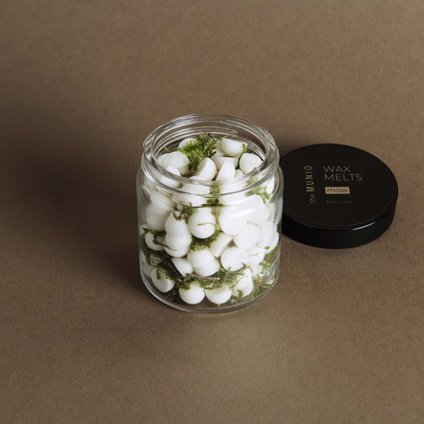 Cinnamon soy wax melts in a glass votive – the MUNIO