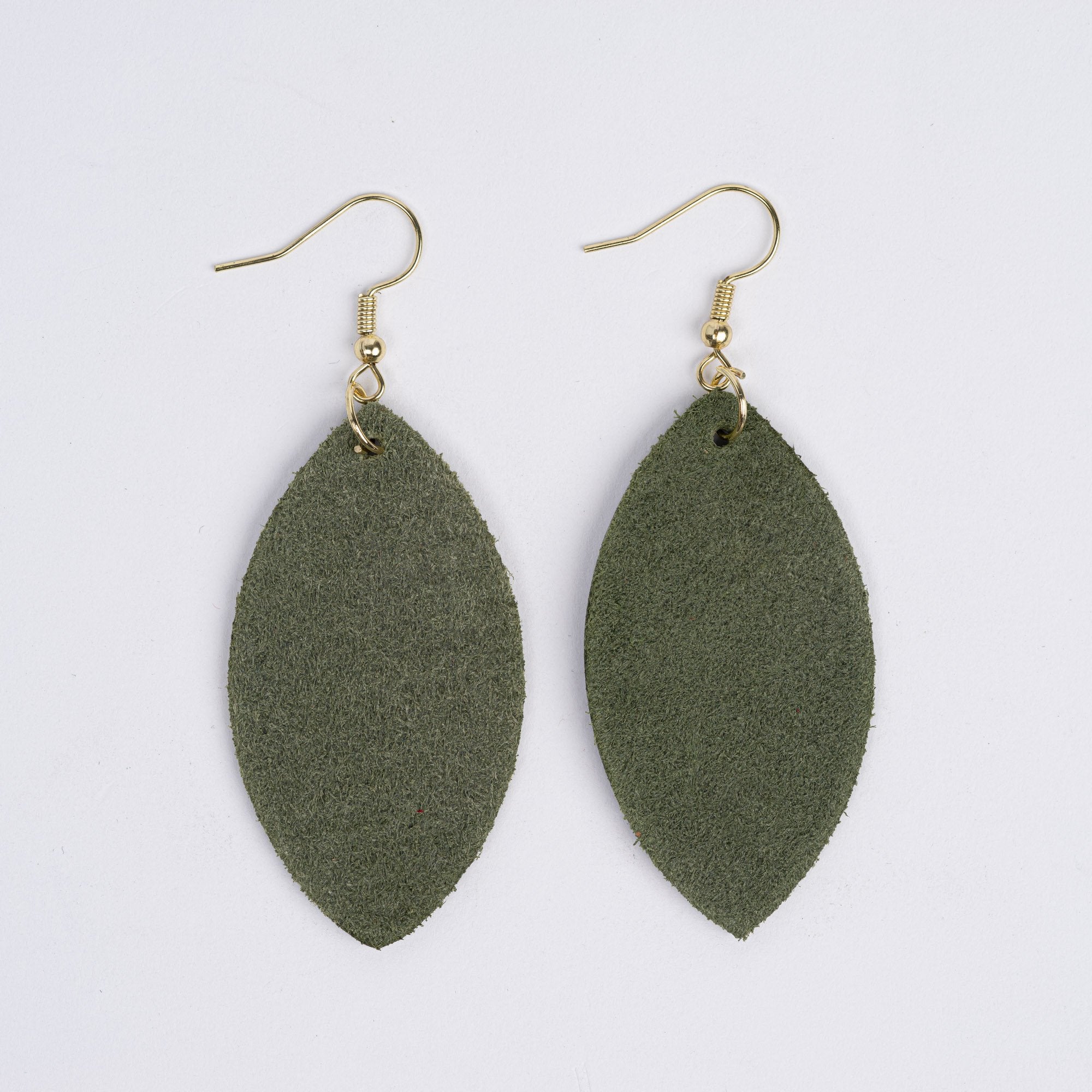 Leather Earrings (leaf)