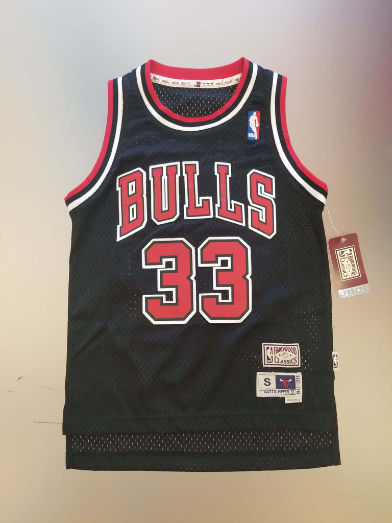 pippen 33 jersey