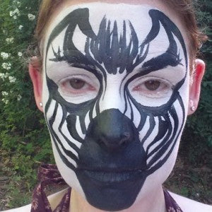 simple zebra face paint