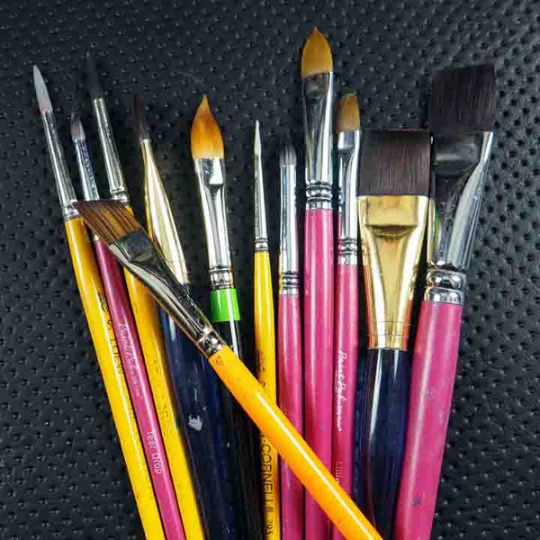 Learn How To Clean Face Paint Brushes - IFPS