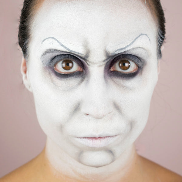 6 Black-and-White Halloween Makeup Looks