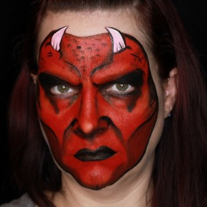 Devil Face Paint Tutorial – HalloweenMakeup