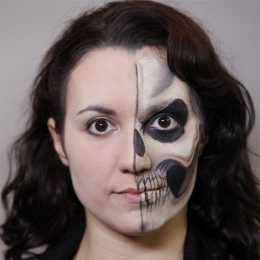 Diamond Fx Half Face Skull Makeup Kit Halloweenmakeup Com