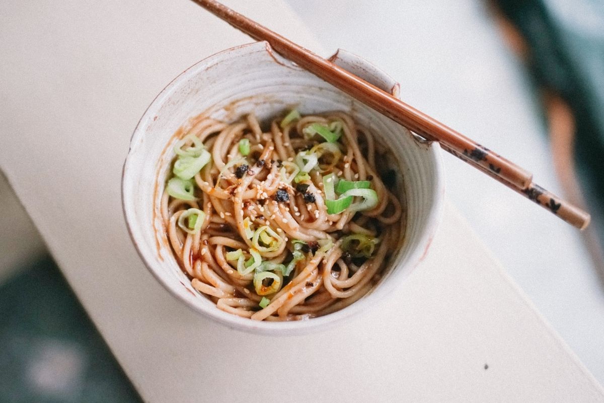 soba noodle dish