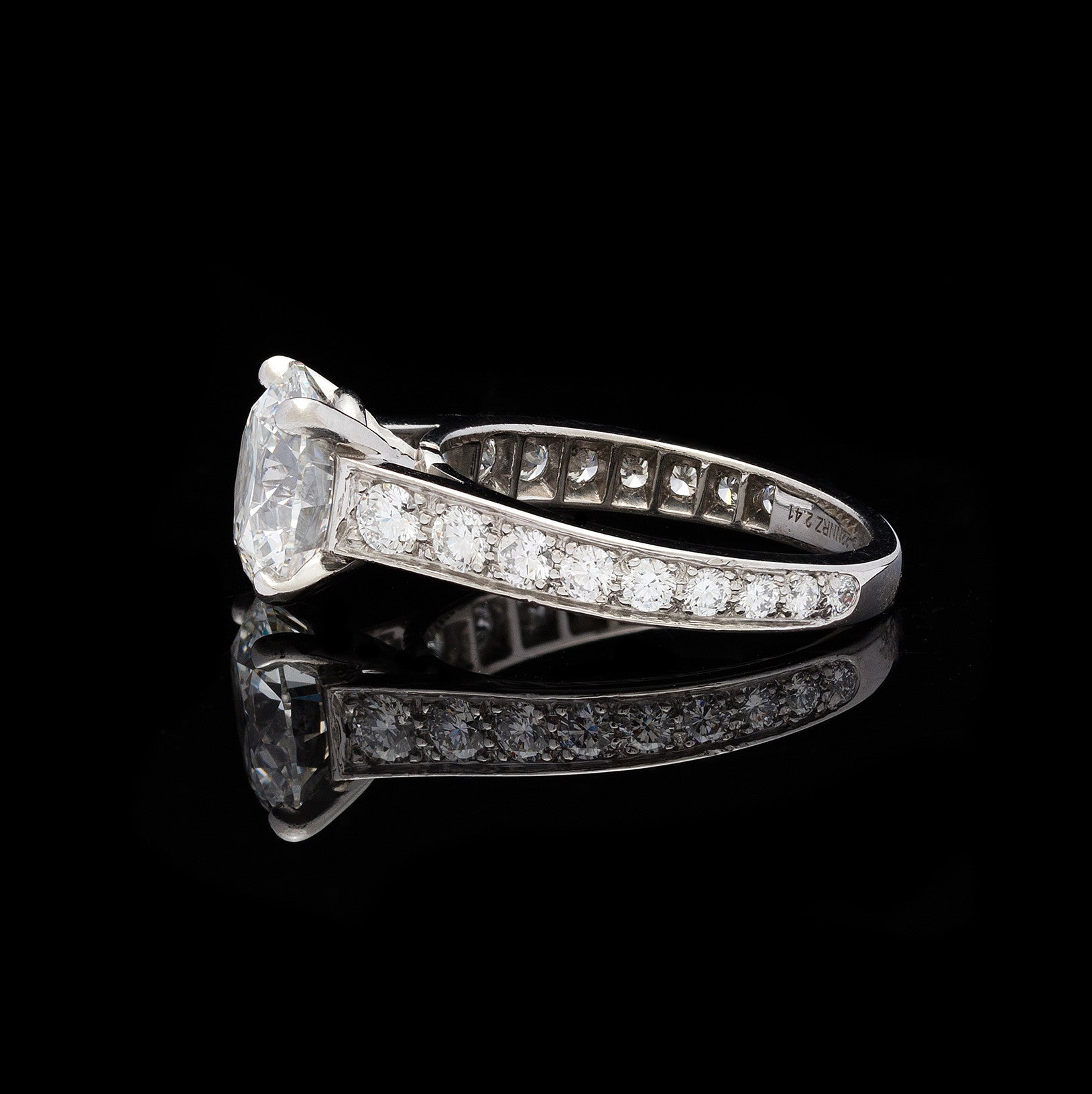 cartier 1895 pave setting