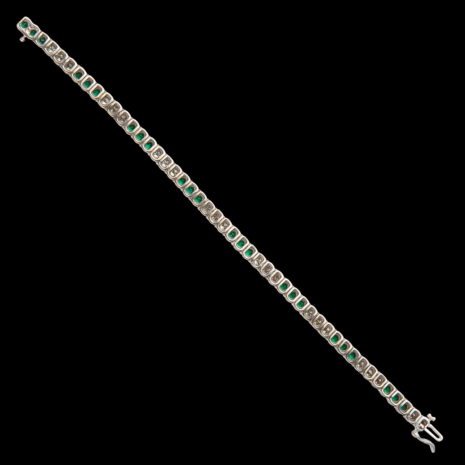 Vibrant Emerald & Diamond Line Bracelet