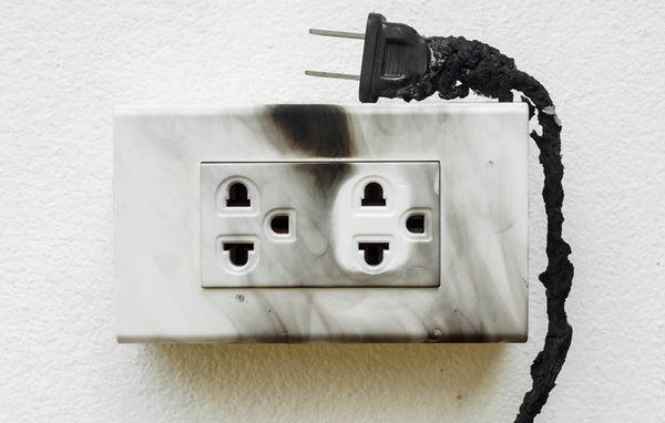 surge protector vs power strip overcurrent overheat lexuma blog charging safety