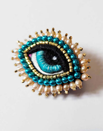 BROCHE BAROQUE OEIL AVEC PERLES D'EAU DOUCE - Céleste Mogador