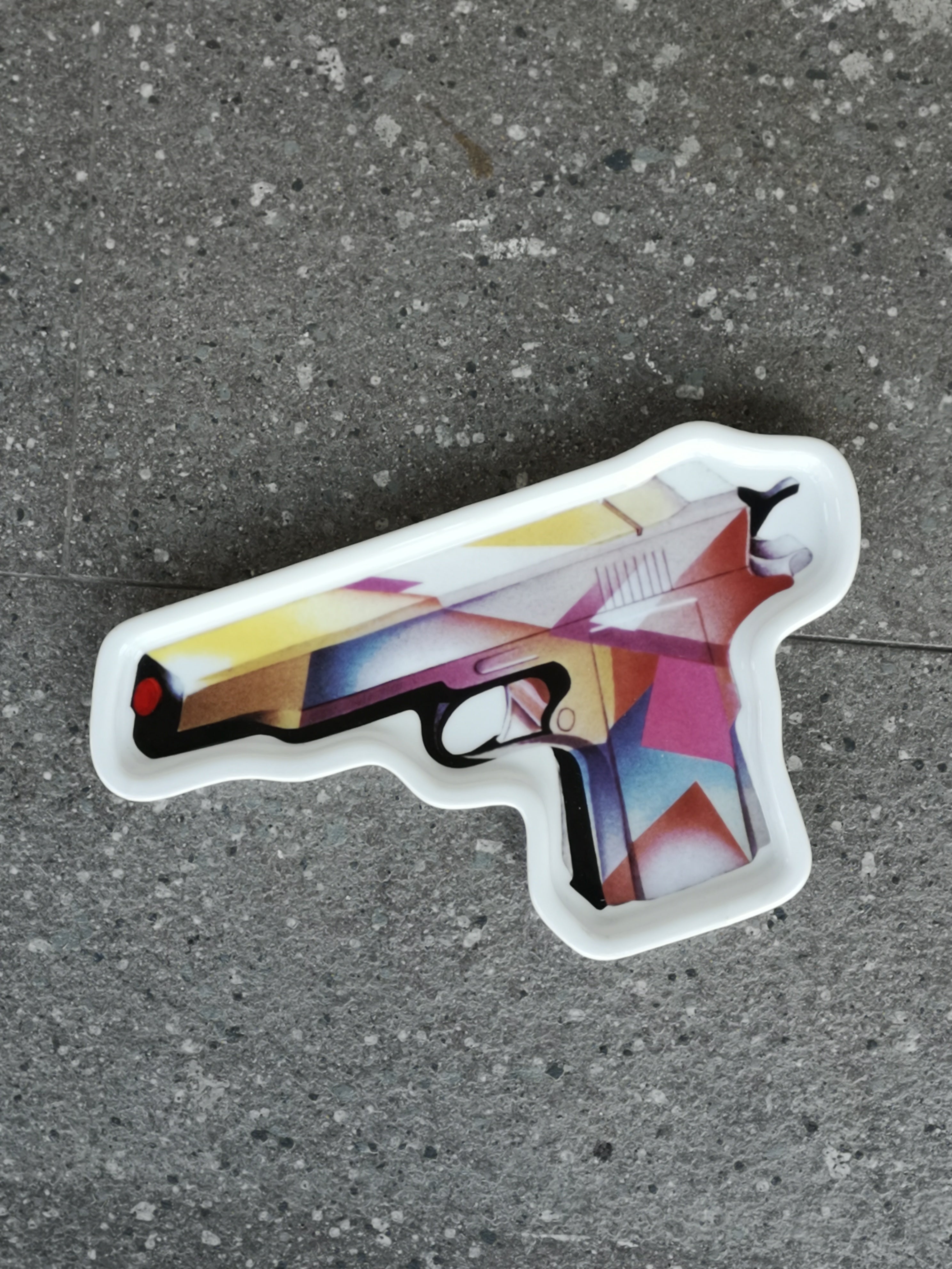 supreme gun ashtray