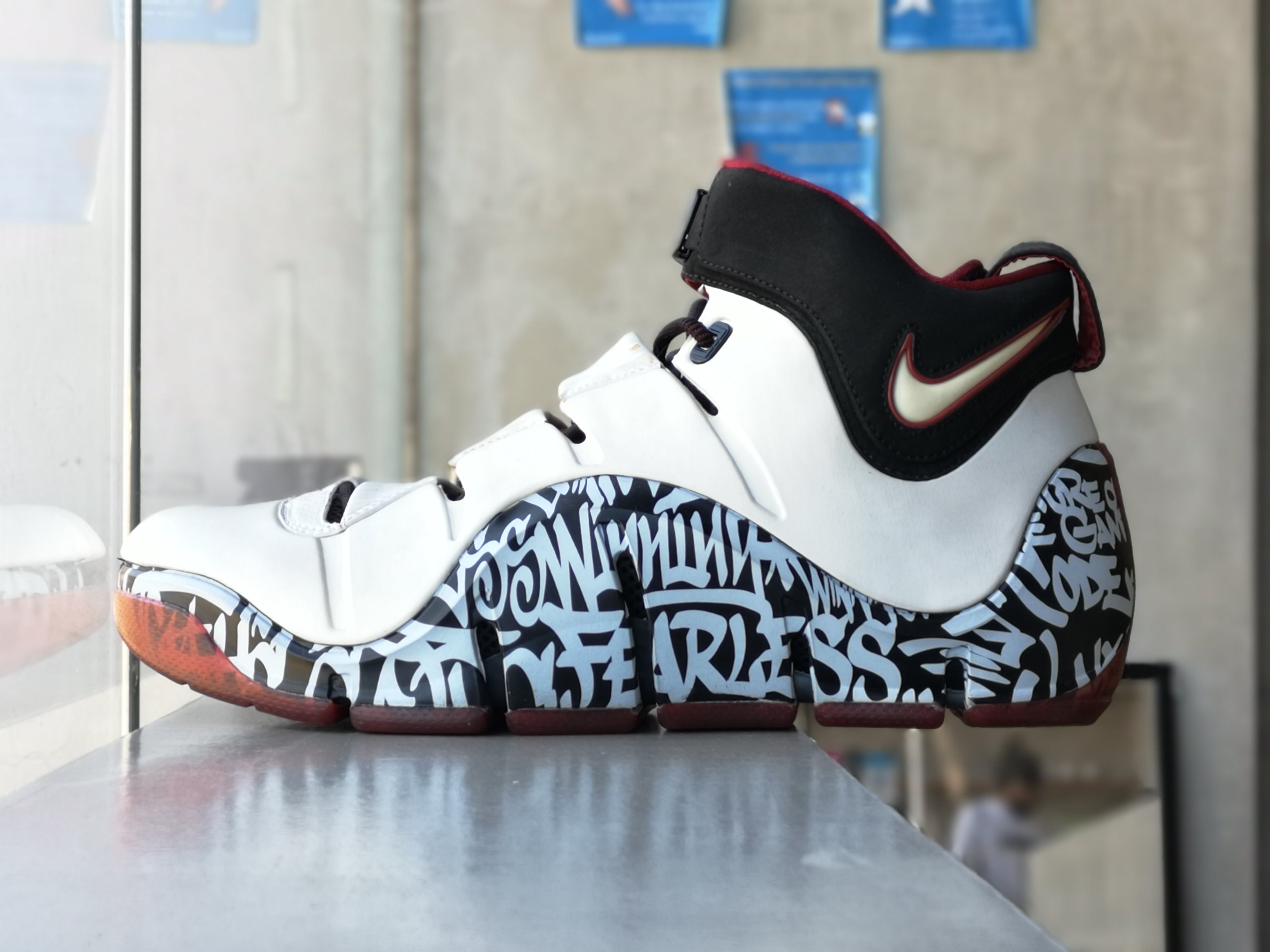 nike lebron 4 graffiti nyc