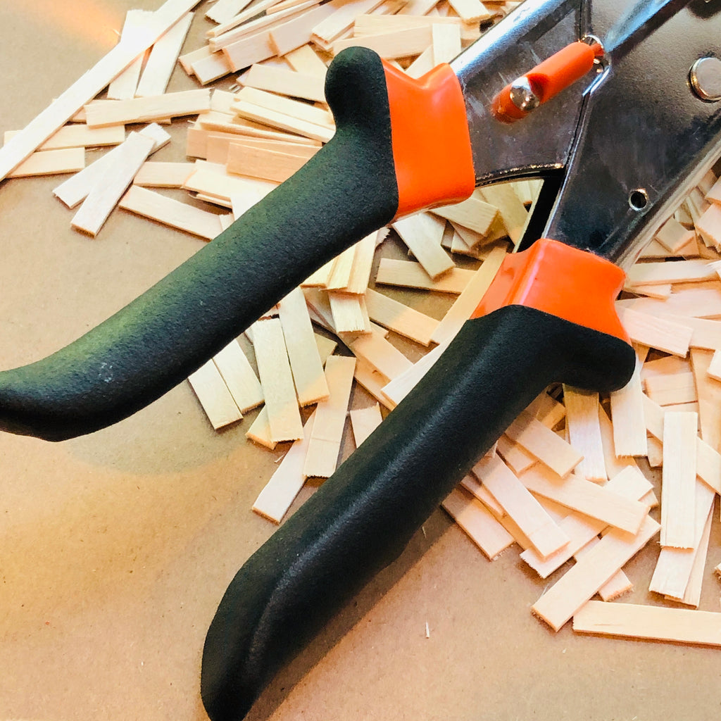 Ergonomic Handles on miter shears