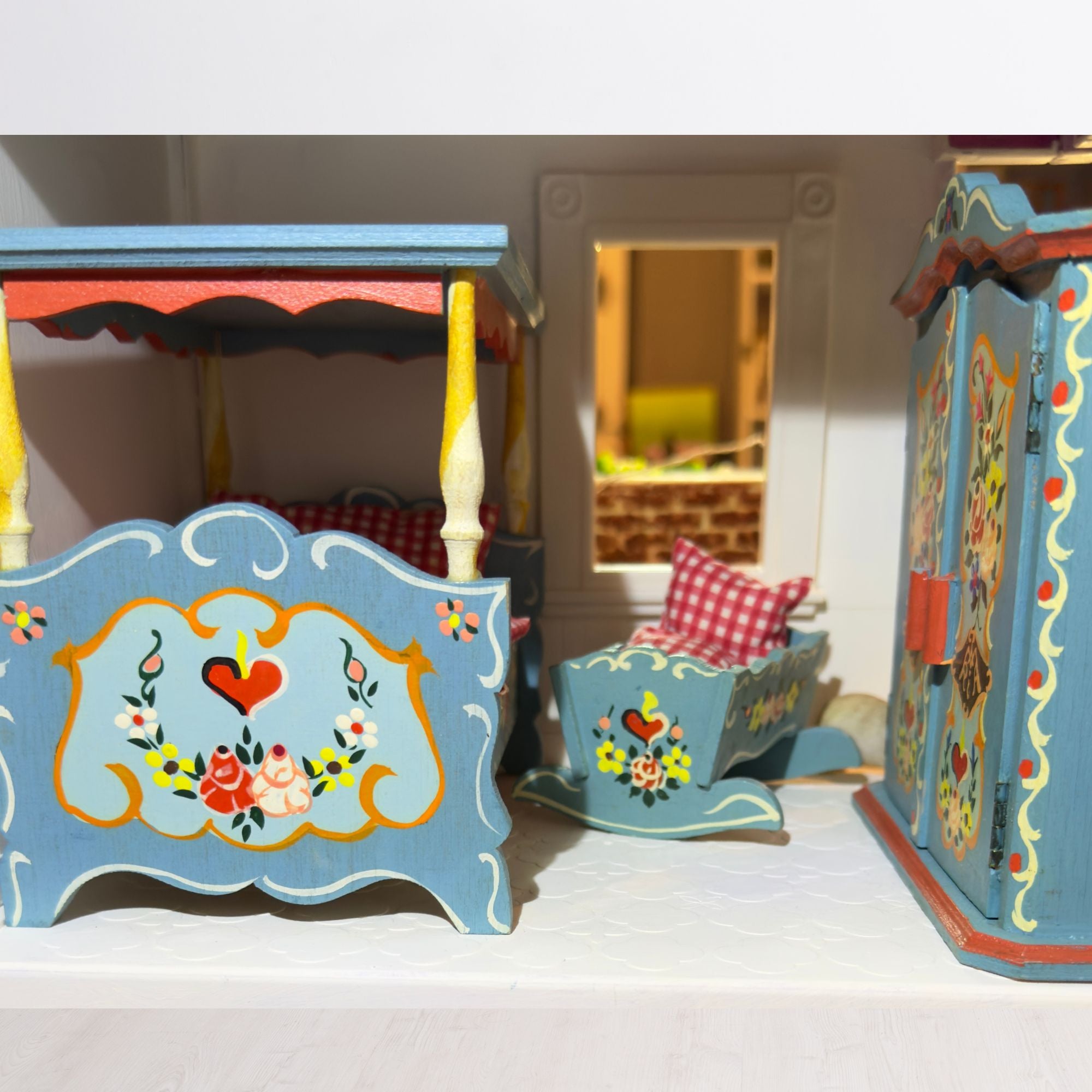 Dora Kuhn Miniature Bedroom Set