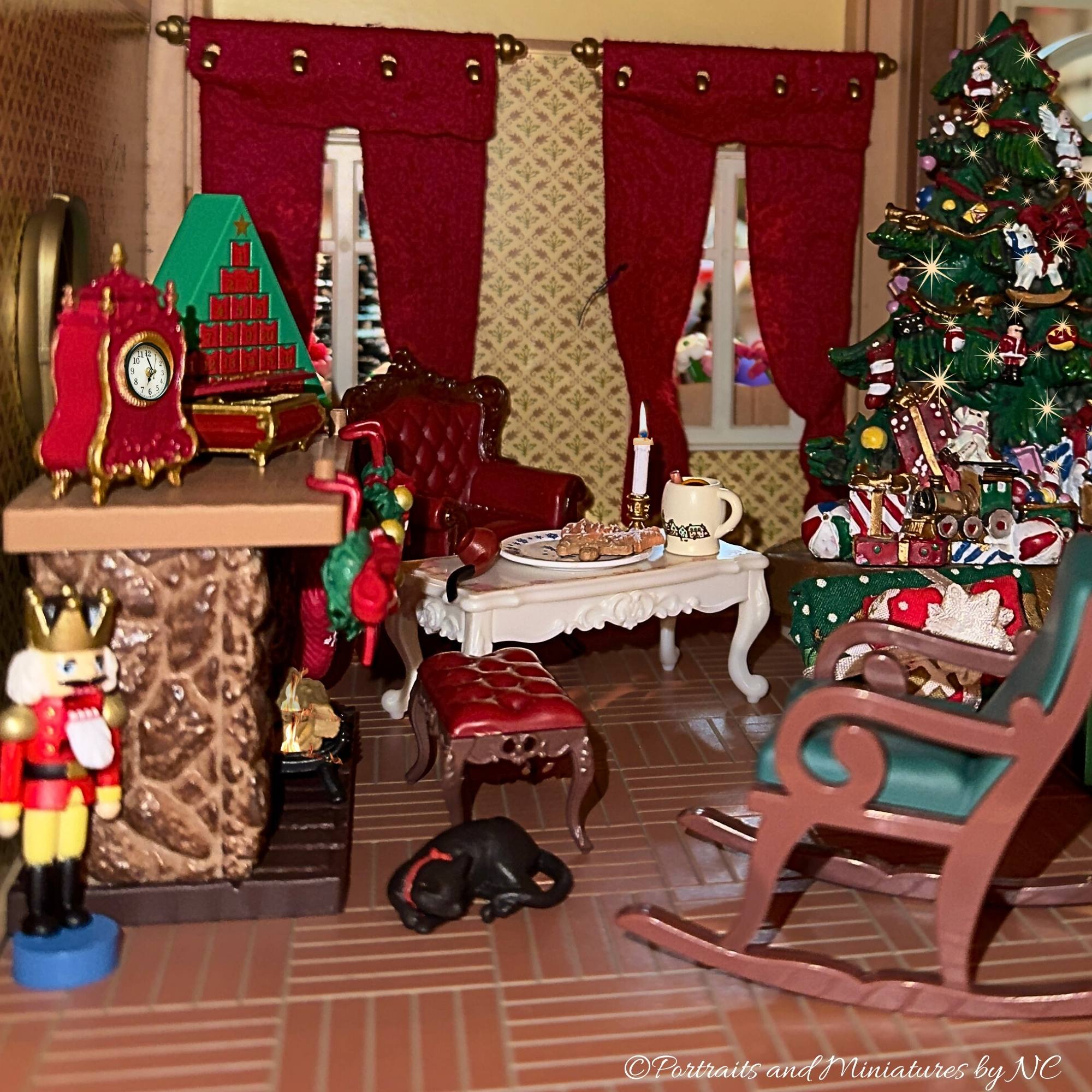 Dollhouse Christmas Room