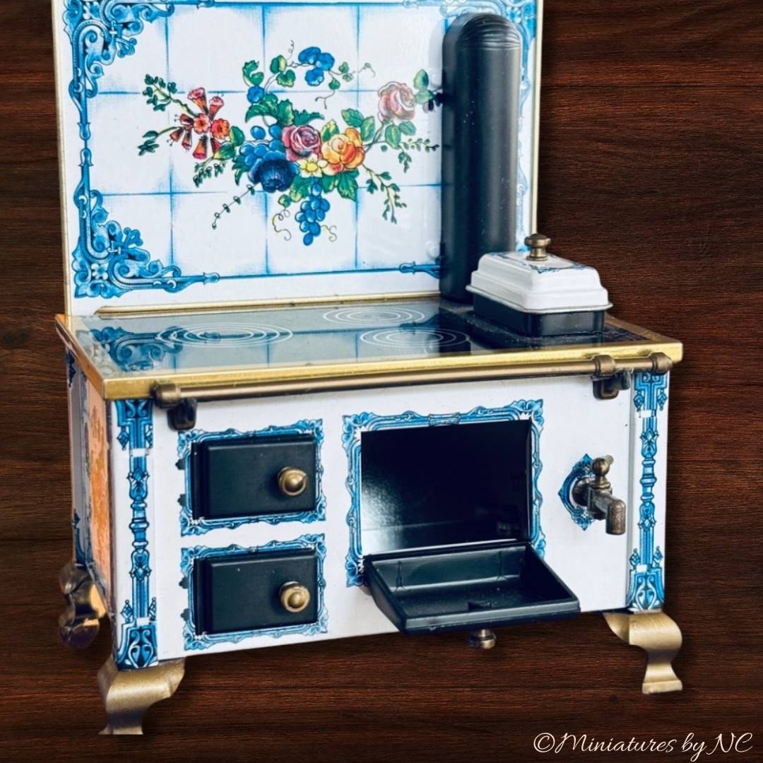 Metal dollhouse stove