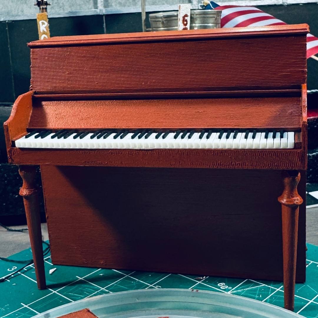 Miniature Piano in 1 12 scale